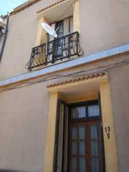 Appartement du haut :
Famille Yvars
Appartement du bas :
Commissaire Bartolini
