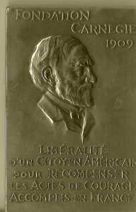 Plaque d�cern�e � 
Michel AMBROSINO "Vilemin"
par la Fondation CARNEGIE
pour avoir sauv� au moins 
7 vies humaines