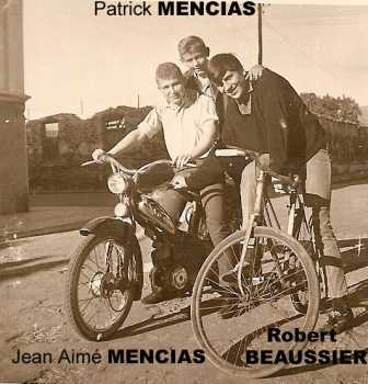 Jean Aim� MENCIAS
Patrick MENCIAS
Robert BEAUSSIER

photo prise devant l'Eglise