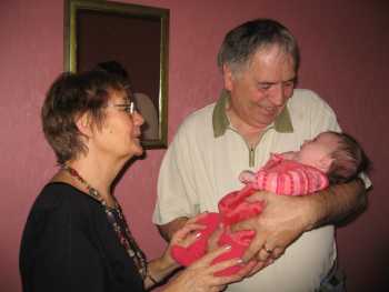 BEAUSSIER Robert
et son Epouse Elisabeth
----
n� le 2 mai 1946 � T�n�s
�colier � T�n�s
retrait� de la M�tallurgie