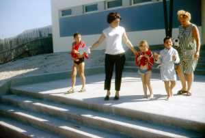 Bernard DUVAL
Andr�e ROSET
Colette DUVAL
Claude BERNARD
Ida BERNARD