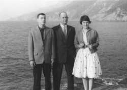 Avril 1959
Jean Paul CAMILLERI
Alexandre CAMILLERI
Christiane CAMILLERI