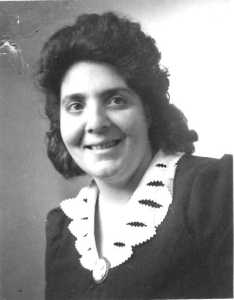GRACIA Yvonne 
�pouse de Georges CERVERA
----
Familles GRACIA / PARDO