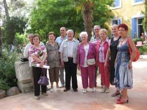 LA VIERE 2009
----
Georges CUTOLO (cach�)
par sa m�re Georgette ROSTOLL
Lucienne DI MEGLIO
Alain DI MEGLIO
Vincent PEREZ
Pierrette CHAFFORT
G�rard CHAFFORT
Marie-Jos�e PEREZ
Monique CHAFFORT
Jacqueline DI MEGLIO