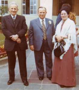 Jacques CUCINIELLO dit Jacomine
(oncle de Jacques CUCINIELLO)
Vincent CUCINIELLO
(P�re de Jacques CUCINIELLO)
Virginie CUCINIELLO
(M�re de Jacques CUCINIELLO)
