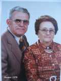 Andr� & Camille PARCOT � Saumur en 1978 o� ils s'�taient install�s
----
Andr� est d�c�d� en 1997
Camille est d�c�d�e en 2007
