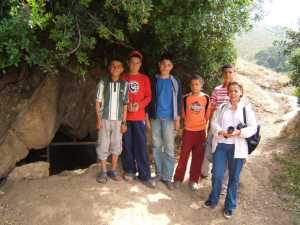 Les Grottes souterraines
"El Maad�ne" 
au niveau de Ouled Larbi
sur les hauteurs de Montenotte
en allant vers Benaria 
----
D�ramchia Yamina