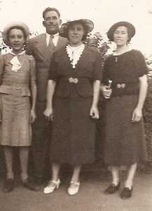 1937
Lucienne Di MEGLIO
Lucien ALBENTOSA
Henriette ALBENTOSA
Antoinette BANOS