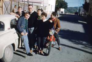 Rue Oudinot pr�s du terrain de Basket
----
Doudou EBERT
Jean Pierre SINTES
Georget XIMENES
Marcel MAZELLA
Nina VERSACE 
Henri LOISON