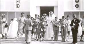 11 juin 1950
Communion Solannelle
----
Marie Jeanne SINTES
XXX
Marcel MAZELLA
Marc LANGENDORF
Fran�oise EBERT
Doudou EBERT
Jean Pierre SINTES
XXX
Joseph YVARS