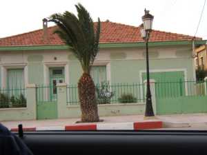 Route de Cherchell
Maison Famille ESPI
puis BELKHARROUBI apr�s 1962
actuellement achet�e par un m�decin 