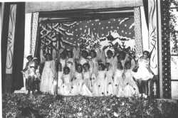 26 Juin 1955
F�tes des Ecoles
"le Ballet des Etoiles"
