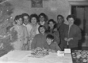 Alice GARCIA
Henry MARINI
Dani�le TUESTA
(future �pouse SABIA)
ROMEI Andr�e
Louis BORJA
Yvonne MARINI
Annie MARINI
R�jane SANCHEZ
Jean-Louis MARINI