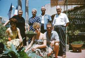 debouts :
Jeanne GASSIER
Marie Rose ROSET
Lazare GASSIER
Th�odore ROSET

accroupis :
Andr�e ROSET (D�d�e)
Marcel ROSET