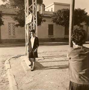 1961
de face : Mich�le BIRGI
de dos : Nicole SILES