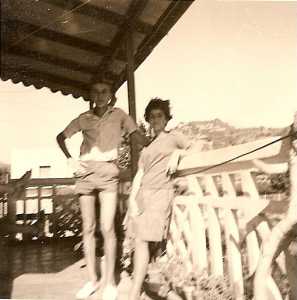 1961
Nicole SILES 
Alain Di M�glio
sur la terrasse
d' Alain Di M�glio