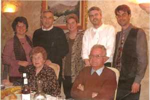 Janvier 2003
----
Anniversaire des 50 ans 
de Jean Yves LACURIE
----
Marie-Claire LACURIE
Jean-Yves LACURIE
Christiane LACURIE
Ren� LACURIE
Paul LACURIE
Huguette LACURIE
n�e GLAUDEL
Henry LACURIE 