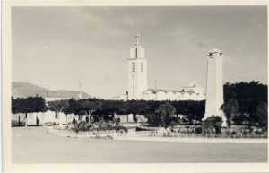 1952
l'Eglise et le Monument aux Morts