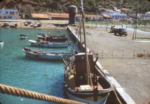 Le quai du port de T�n�s � une longueur de 420 m accostable