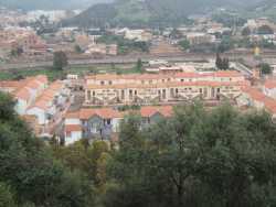 Vue sur l'ancienne 
cit� d'urgence � T�n�s
(sahel)
