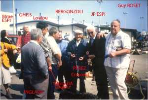 RETROUVAILLES � ST CYPRIEN
au Restaurant "Comme L�-Bas"
----
au centre : PEREZ Crescent P�re