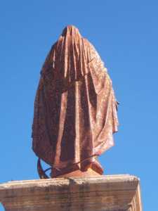 Statue de La Vierge