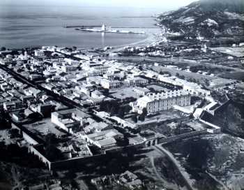 TENES en 1955
----
cliquez plusieurs fois sur la photo pour l'agrandir