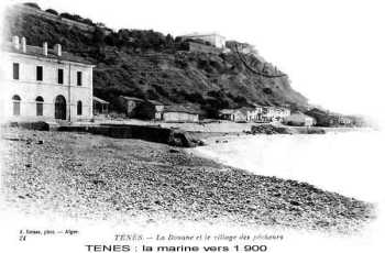 Quartier de la MARINE vers 1900
----
Il existait une jet�e longue de 28 m�tres qui a �t� abandon�e � la construction du port et d�truite probablement par une temp�te